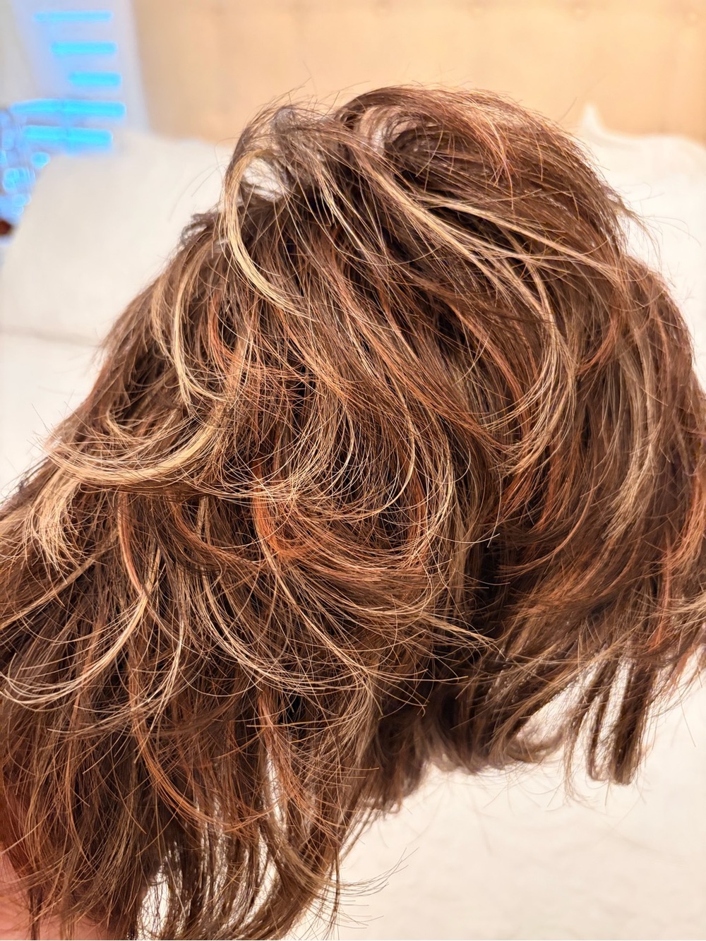 Wig - Picture 5 of 8